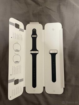 Apple watch series 7 45mm GPS Midnight Aluminiun - 4