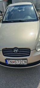 Hyundai Accent 1.5 CRDi - 4