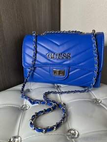 Guess kabelka modra - 4