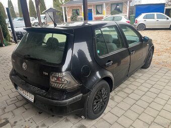 Volkswagen Golf 1.9 TDI Comfortline - 4