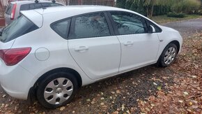 Na predaj Opel astra 1.4 , 74 kw , benzin 2- majiteľ - 4