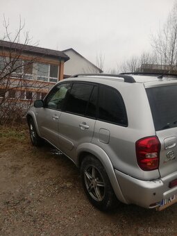 Toyota  Rav  4 - poškodená - 4