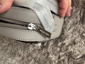 Michael Kors peaŕ grey crossbody - 4