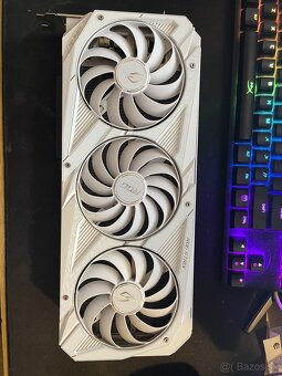 RTX 3090 // Asus ROG-STRIX-RTX3090-O24G-WHITE - 4