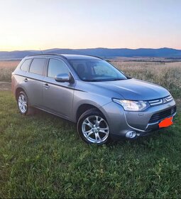 Mitsubishi Outlander 2.2 - 4