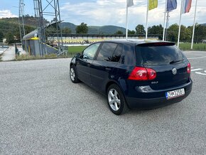 Volkswagen Golf V 1.4i - 4