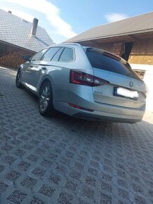 Škoda Superb Combi 2,0 TDI - 4