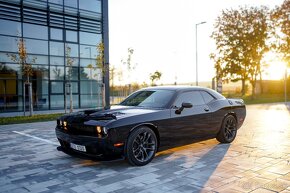 Dodge Challenger R/T 6.4 Scat Pack - 4