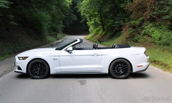 Ford Mustang 5.0 v8 kabriolet prenájom - 4