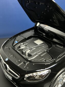 1:18 - Mercedes Benz S500 Coupé C217 - NOREV - 4