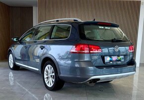 Volkswagen Passat Alltrack 2.0 TDI 4-Motion - 4