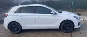 Hyundai i30 1.5i CVVT Family r.v. 2023 v ZÁRUKE - 4