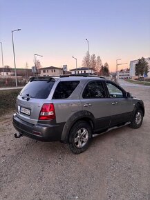 KIA sorento - 4