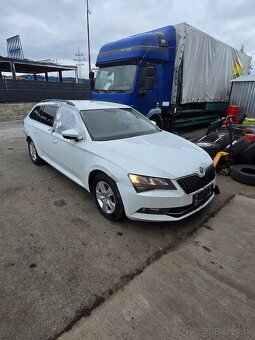 Predám ŠKODA SUPERB COMBI 1.6TDI 88KW M6 2017/6, 284tkm - 4