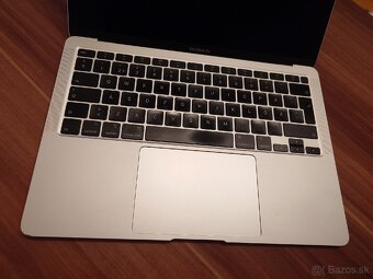 MacBook Air 2020 (i3, 8GB RAM, 256GB SSD) - 4