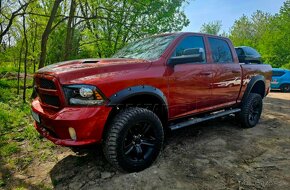 Dodge RAM 1500, 5.7 l - 4