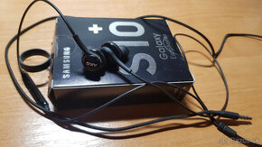 sluchadla Samsung (AKG) - 4