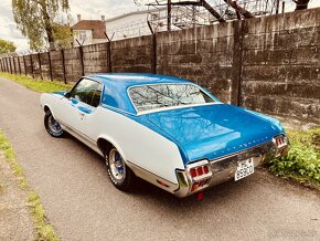 Oldsmobile Cutlass 5,7L 1972 - 4