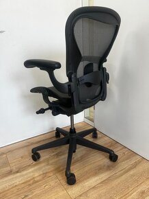 Herman Miller Aeron Remastered Full - 4