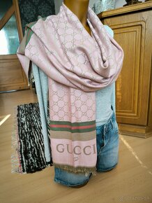 Luxusný šál Gucci + ponožky Gucci ako darček - 4