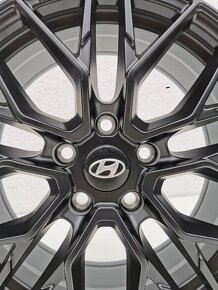 Nové Hyundai Carmani Ludwig 7,5X17 ET48 5x114,3 - 4