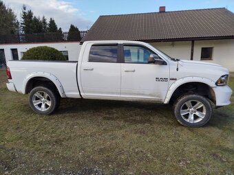 Dodge RAM 1500 5.7 V8 , SPORT , 4x4 , full vybava 2017 - 4