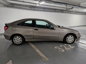 Mercedes C trieda Sportcoupé 220 CDI - 4