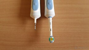 Zubná elektrická kefka Oral - B - 4