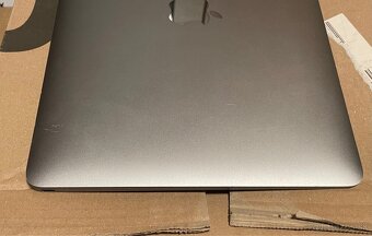 [03] Apple MacBook Retina 12” (2016) na diely - 4