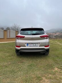 Hyundai Tucson - 4