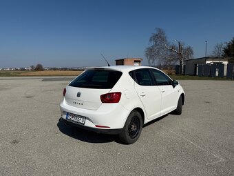 Seat Ibiza 1.6 77kW Benzín (2009) - 4