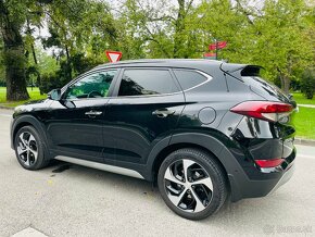 Hyundai Tucson 2,0CRDI  136kw 4x4 2018/3 114999km - 4