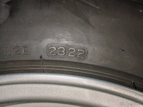 Predám Zimné 235/55R17 Bridgestone 4x7mm - 4