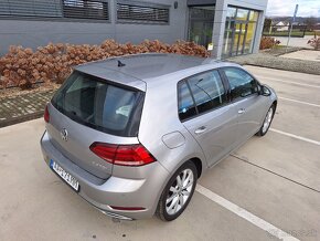 Volkswagen Golf - 4