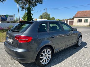 Audi A3 sportback 2.0 TDI DSG r.v 2010 bixenon top stav - 4