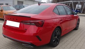 Škoda Octavia 2.0 TDI DSG RS - 4