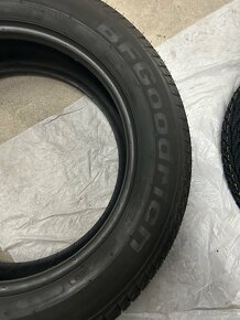 215/60R17 bfgoodrich - 4