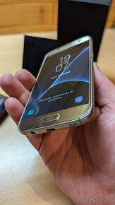 Samsung Galaxy S7 Gold Platinum - 4