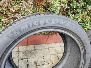 255/40 R19 Michelin - 4