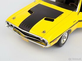 DODGE CHALLENGER R/T 383 MAGNUM NCIS 1970 – 1:18 GREENLIGHT - 4