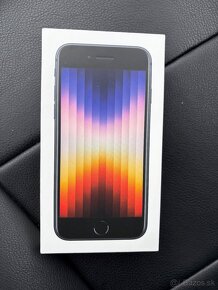 Predám Apple iPhone SE 128 GB (2022) black - 4