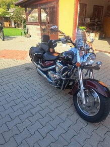 Suzuki Intruder VL1500 - 4