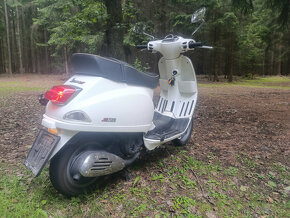 Vespa 125 Sprint - 4