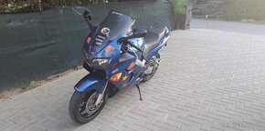 Honda VFR 800 FI - 4