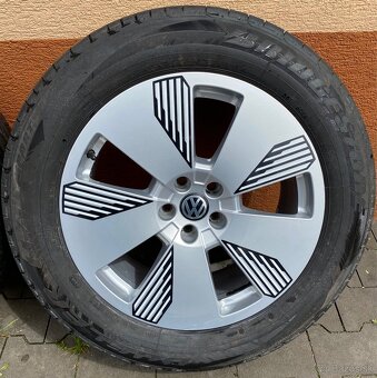 5x112 R19 8,5J ET36 originál + 255/55 R19 Bridgestone letné - 4