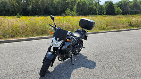 Yamaha XJ6 - 4