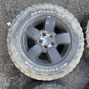 245/65 r17 BFGoodrich All Terrain KO2 - 4