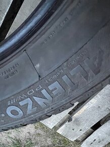 Altenzo 235/55 R19 2022 4x=200€ - 4