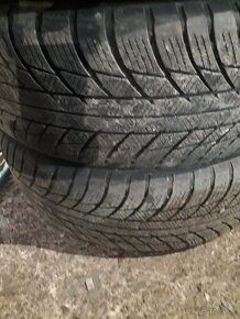 Zimne pneu 205/60 r17  rok 31/21 Bridgestone blizak - 4