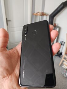 Predám Huawei P30 lite 6GB/128GB - 4